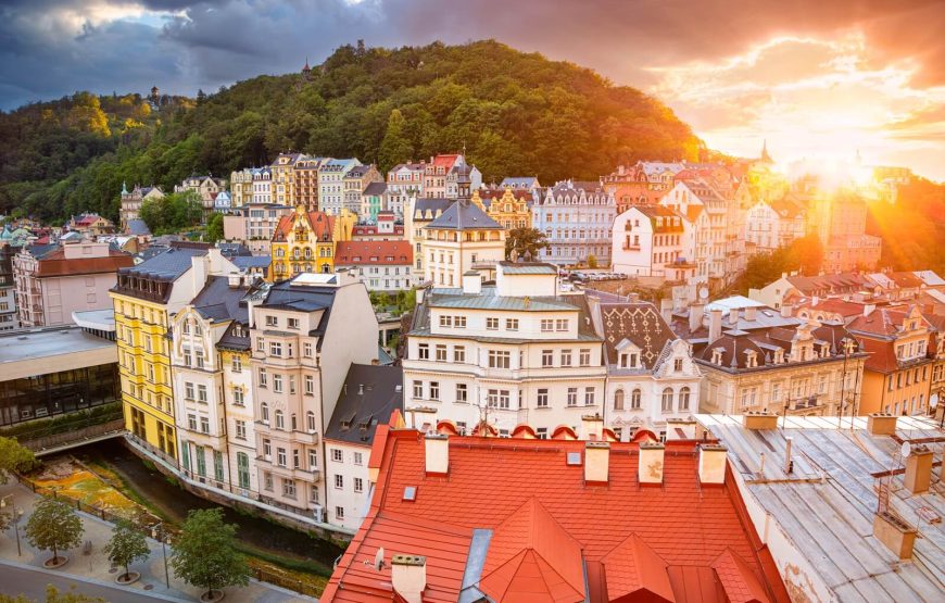 Sunset over the Karlovy Vary colonnade